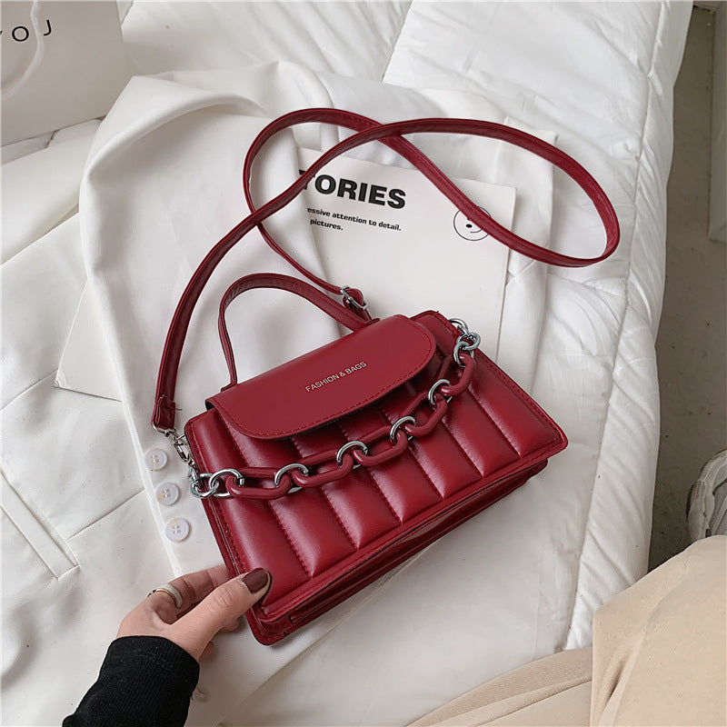 Fashion Chain Crossbody Shoulder Bag - Eve's High Fashion LLC