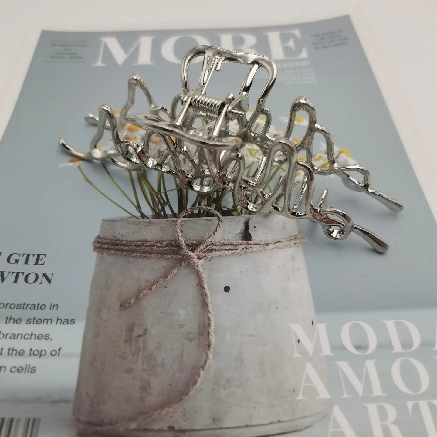 Meta Hair Clip - Eve's High Fashion LLC