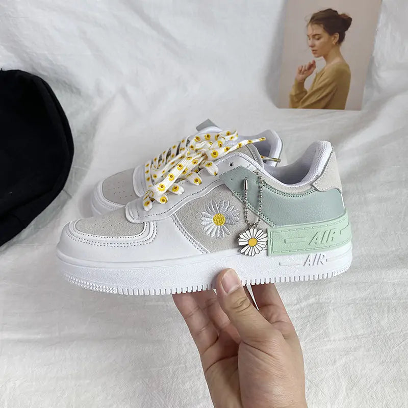Daisy Sneakers - Eve's High Fashion LLC