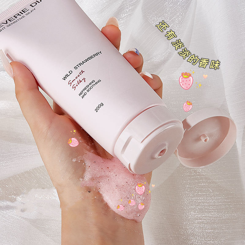 Wild Strawberry Body Scrub - Eve's High Fashion LLC
