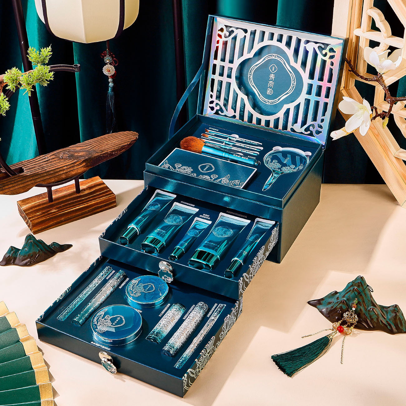 18Pcs Green Lotus Makeup And Skin Care Set - Eve's High Fashion LLC