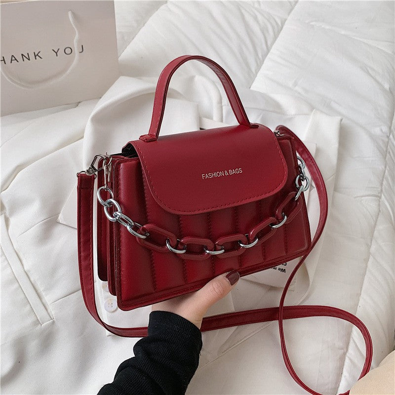 Fashion Chain Crossbody Shoulder Bag - Eve's High Fashion LLC